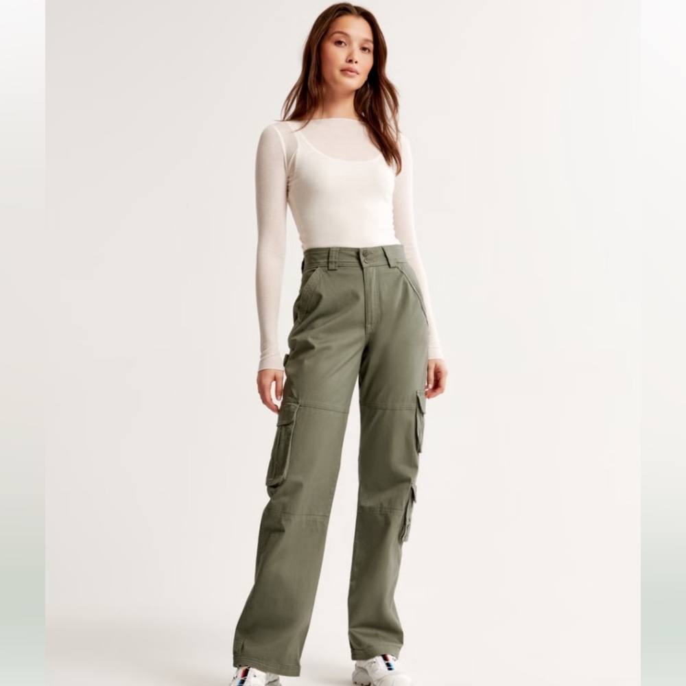 Abercrombie & Fitch relaxed cargo pants